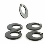 Shungit / Shungite hanger, schijf met gat - Just Flow - webwinkel met violet glas, edelsteenremedies, edelstenen, sieraden, pendels, orakelkaarten, wierook, smudgekruiden en spirituele artikelen in Vlissingen (Zeeland)