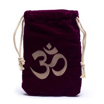 Fluwelen tasje met Ohm symbool 19 x 13 cm