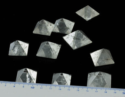 Mini piramide bergkristal 2,5 cm