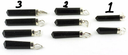 Zwarte toermalijn met zilver kapje - Just Flow - webwinkel met violet glas, edelsteenremedies, edelstenen, sieraden, pendels, orakelkaarten, wierook, smudgekruiden en spirituele artikelen in Vlissingen (Zeeland)