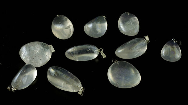 Angel aura hangersteen - getrommeld - Just Flow - webwinkel met violet glas, edelsteenremedies, edelstenen, sieraden, pendels, orakelkaarten, wierook, smudgekruiden en spirituele artikelen in Vlissingen (Zeeland)