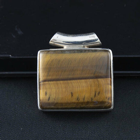 Tijgeroog in zilver, rechthoek - Just Flow - webwinkel met violet glas, edelsteenremedies, edelstenen, sieraden, pendels, orakelkaarten, wierook, smudgekruiden en spirituele artikelen in Vlissingen (Zeeland)