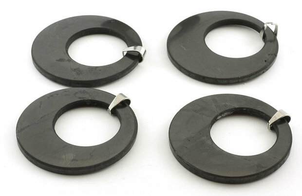 Shungit / Shungite hanger, schijf met gat - Just Flow - webwinkel met violet glas, edelsteenremedies, edelstenen, sieraden, pendels, orakelkaarten, wierook, smudgekruiden en spirituele artikelen in Vlissingen (Zeeland)