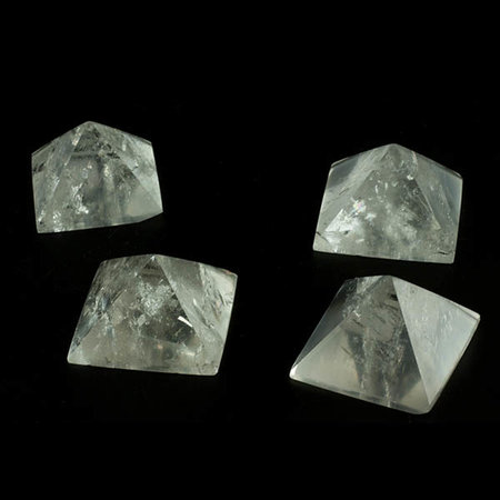 Bergkristal piramide, 2,4 cm