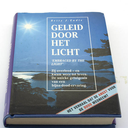 Geleid door het licht - Betty J. Eadie